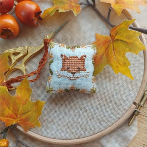 Fox Scissor Fob Cross Stitch Kit by Serenita di Campagna