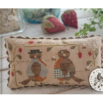 The Robins are Here Cross Stitch Chart by Brenda Gervais (With Thy Needle & Thread)