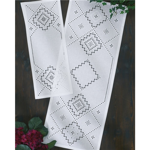 Hardanger Table Runner Kit by Permin - 75-1850