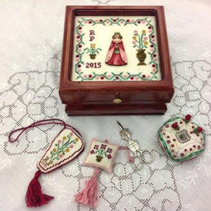 Lady Romina Sewing Box and Accessories by Romy's Creations