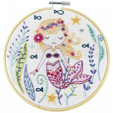 Marjolaine, La Petite Sirene (Marjolaine the Little Mermaid) by Un Chat dans l'aiguille