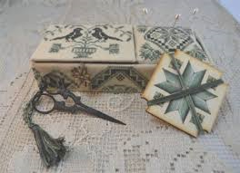 Quaker Sewing Box By Mani Di Donna