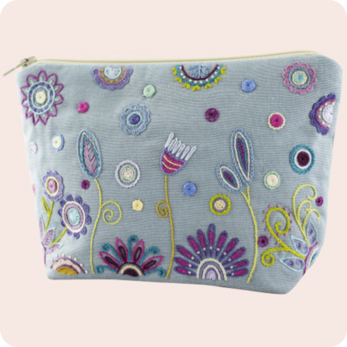 Trousse Bleue by Un Chat dans l'aiguille