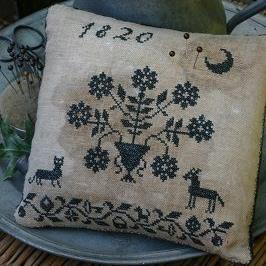 Blackwork Pinkeep by Stacy Nash Primitives