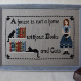 Books and Cats By Puntini Puntini