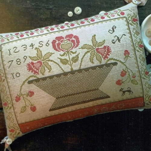 Fresh Picked Pinkeep by Stacy Nash Primitives