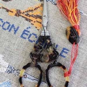 Tortoiseshell Style Embroidery Scissors (S Motif) from Sajou