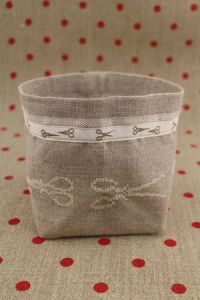 Ecru Scissors Sajou Cross Stitch Pots