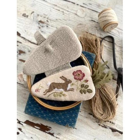 Velvet Parsnip Needle Book Cross Stitch Chart by Stacy Nash Primitives